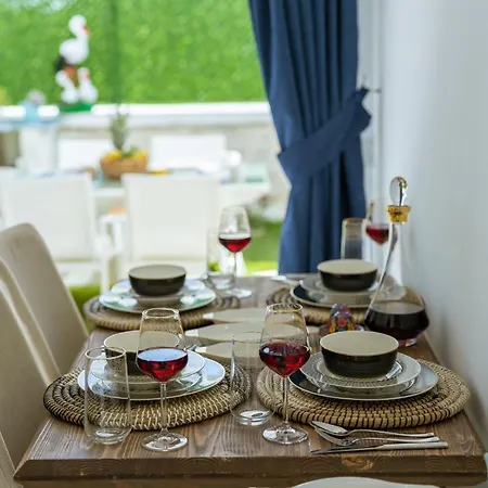 Villaefulim Villa *
